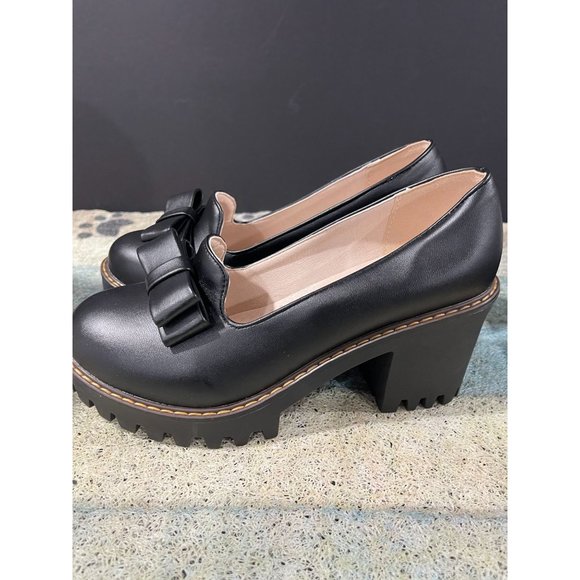 Butiti Shoes Butiti Black Bow Treadedsole Pump Women Size 8 Poshmark